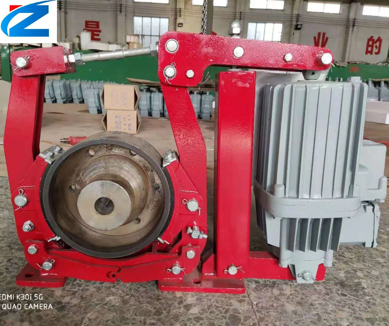 YWZ9-250/E50 Elektro hidraulinis būgninis stabdys su stabdžių sukabintuvu